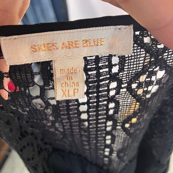 Skies Are Blue Black Blouse XLP Lace Crochet Sleeve Back Detail Classic Career‎ - Picture 2 of 14